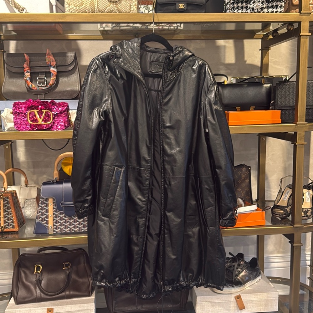 PRADA!Stunning black shiny Prada raincoat with hood size 36.Oversized.NWT